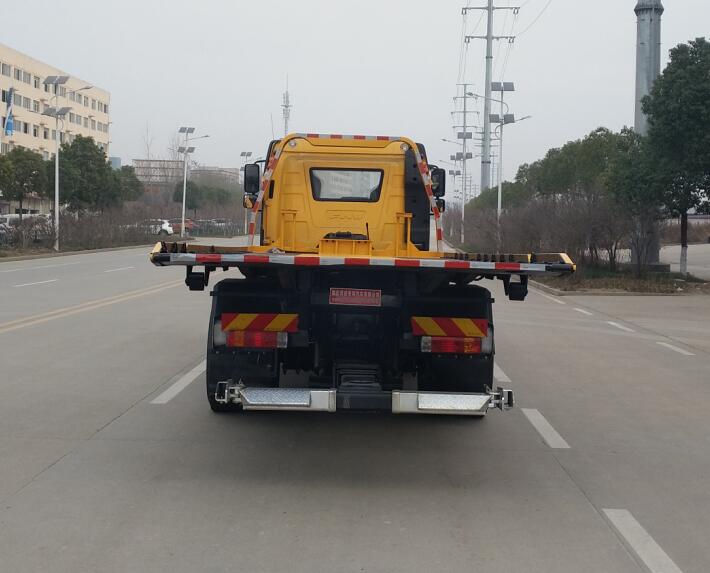 ���J6����ƽ������܇(ch��)(10P10)���L(zh��ng)8.4��